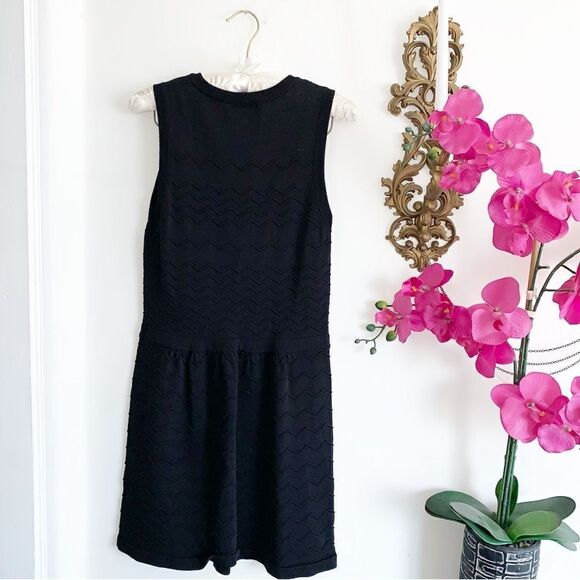 ROMEO AND JULIET BLACK DRESS - Picture 5 of 12